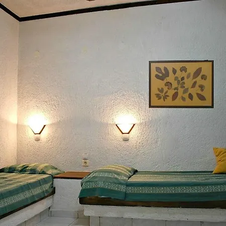 Appartement Iliostasi *